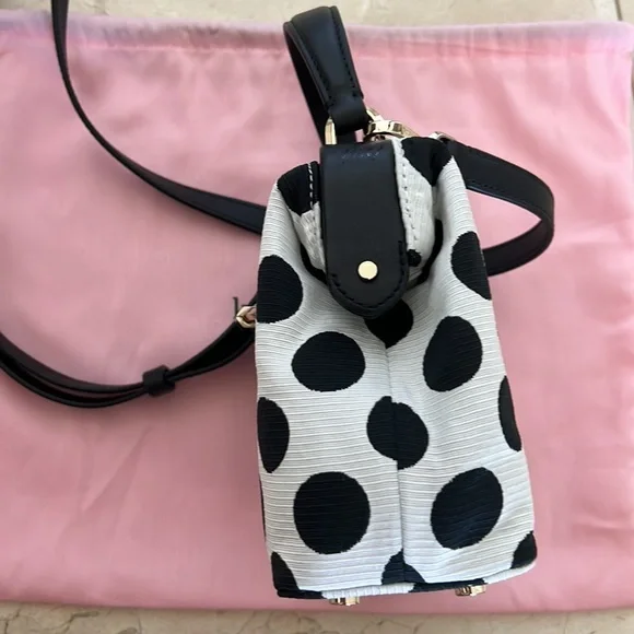 Kate Spade black and white crossbody, NEW in perfect condition - Picture 3 of 10